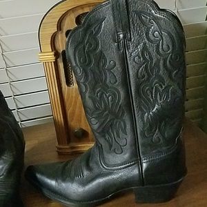 Ariat black cowboyboots